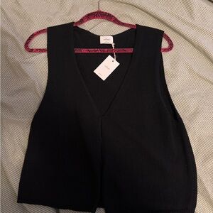 Wilfred Black Sleeveless Vest